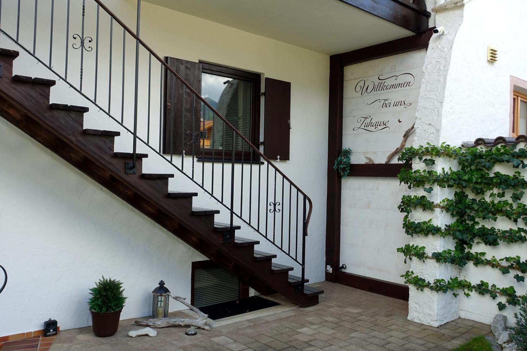 Ferienwohnung Ariane Garmisch-Partenkirchen Exteriör bild